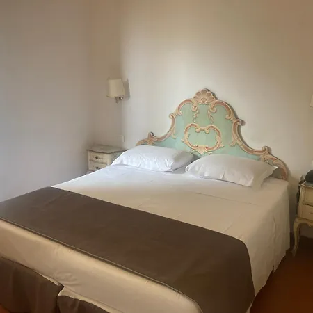 Machiavelli Palace Отель