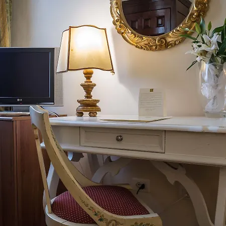 Отель Machiavelli Palace 3*