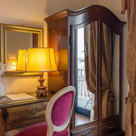 Machiavelli Palace Отель 3*