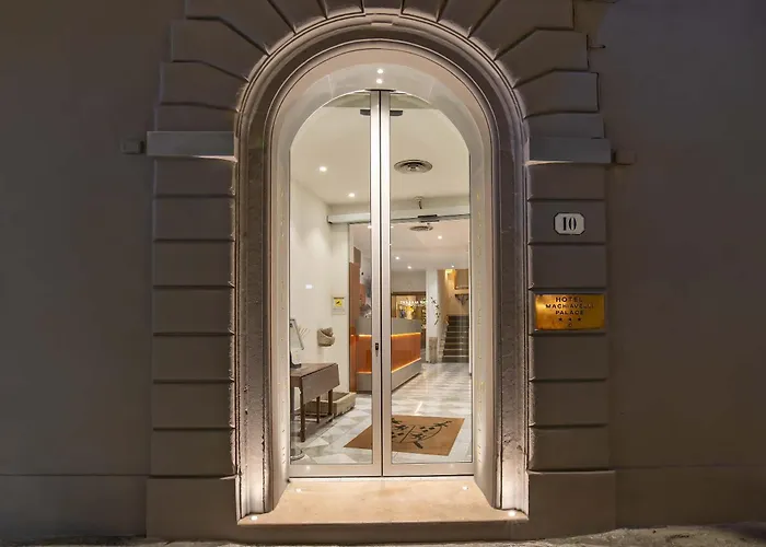 Hotel Machiavelli Palace 3*